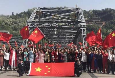 蘭州市婦聯(lián)組織開展“禮贊新中國(guó)奮進(jìn)新時(shí)代”群眾性主題實(shí)踐活動(dòng)